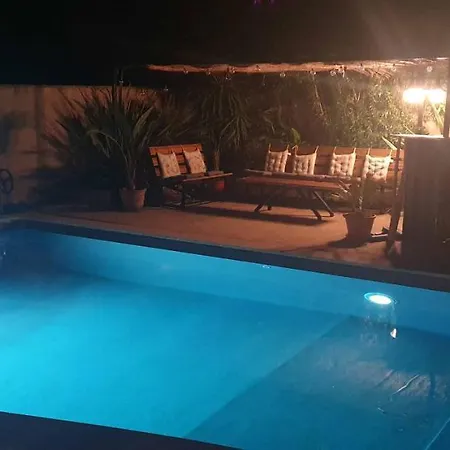 Lodge Le Petit Bergeron Mazion