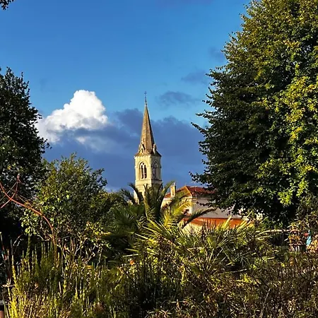 Le Petit Bergeron Lodge Mazion