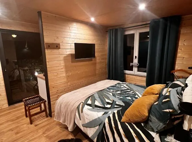 Le Petit Bergeron بيت خشبي Mazion